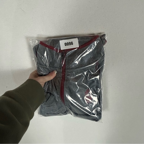 Colosseum Indiana University IU Hoosiers Quarter Zip Womens L Large Pullover - Picture 11 of 11